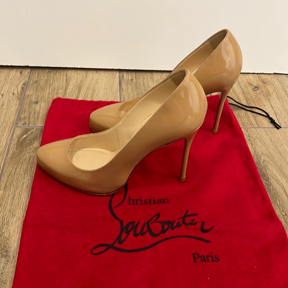 Christian Louboutin Nude Heel